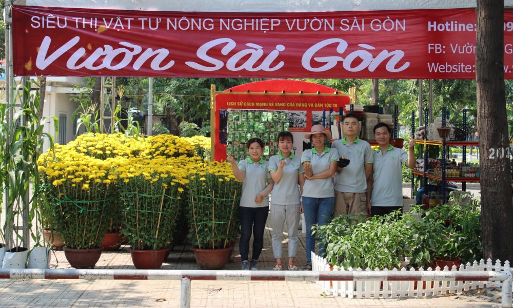 Khi mua hàng tại Vườn Sài Gòn bạn sẽ được tư vấn và đưa ra những giải pháp hữu hiệu cho khu vườn của mình 