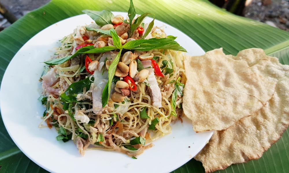 bắp chuối được dùng làm gỏi