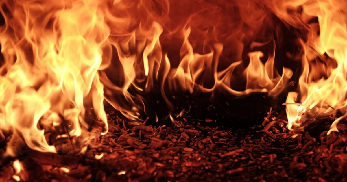 Trong ngũ hành, mệnh Hỏa tượng trưng cho lửa