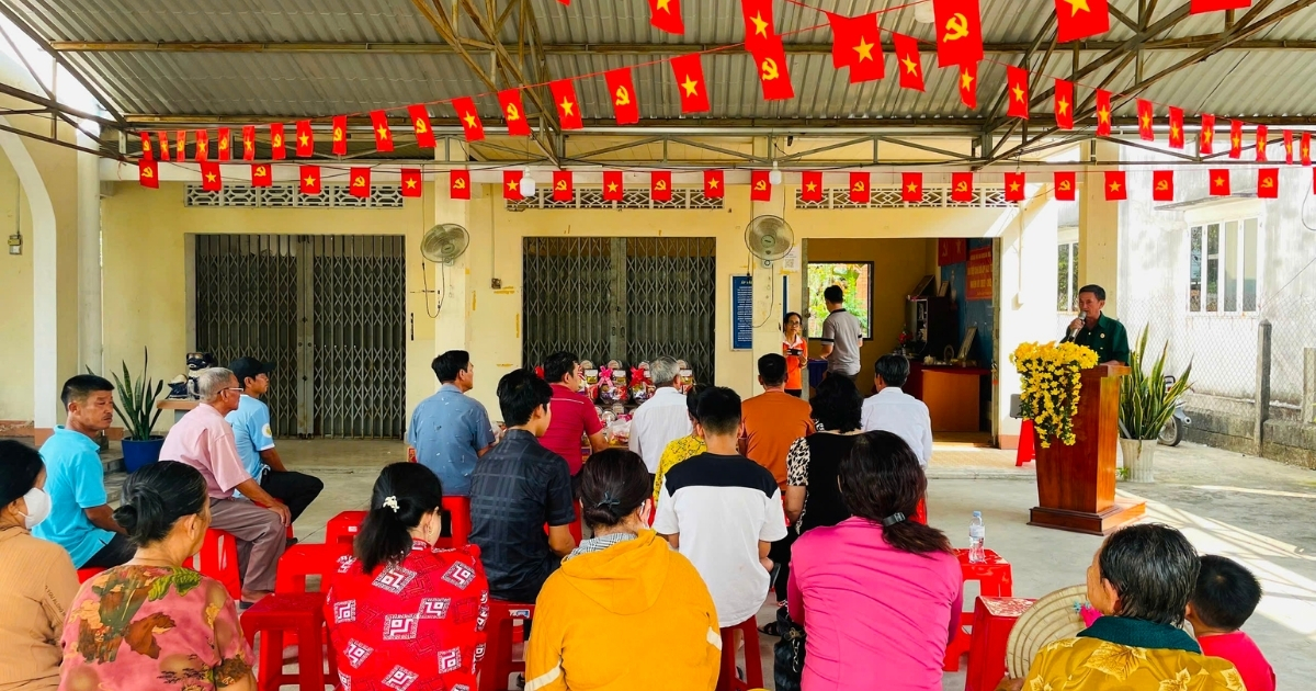 Trưởng ấp Nguyễn Thái Hòa phát biểu